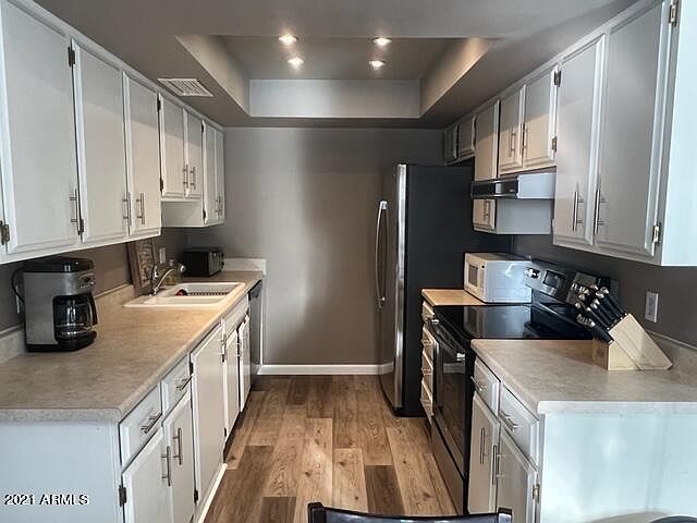 1st image of 1327 N 84th Pl