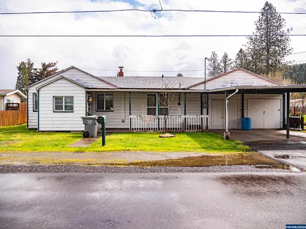 1193 46th Ave, Sweet Home, OR 97386