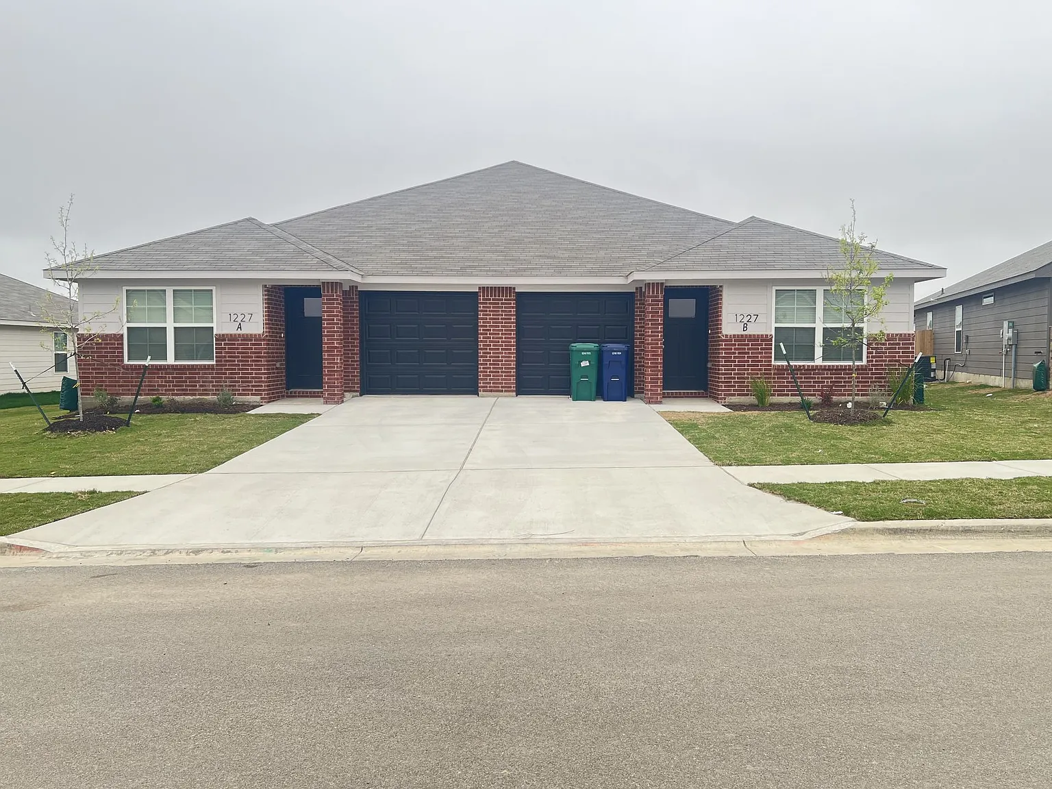 1227 Lexington Drive — Photo 1