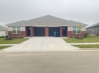1227 Lexington Dr, Copperas Cove, TX 76522