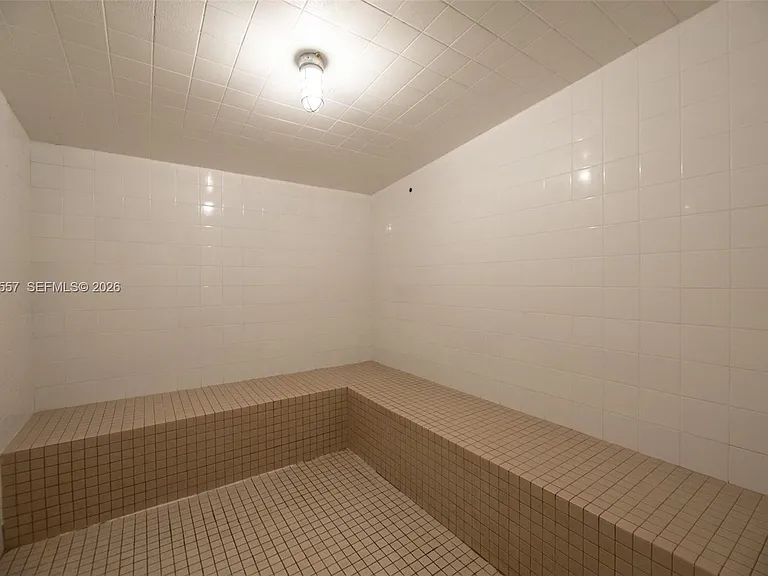 16101 Emerald Estates Dr #250 — Photo 63