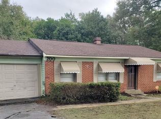 200 Ruzelle St, Warner Robins, GA 31093