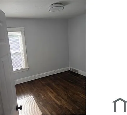 1328 E 86th St #2 — Photo 14