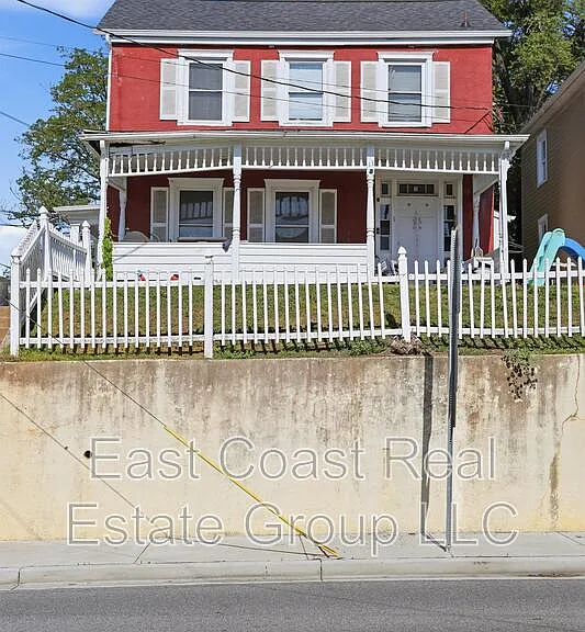 13 N Maryland Ave #2 — Photo 3