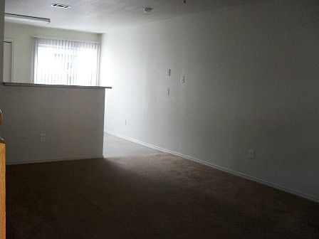 4th image of 309 Creek St APT C