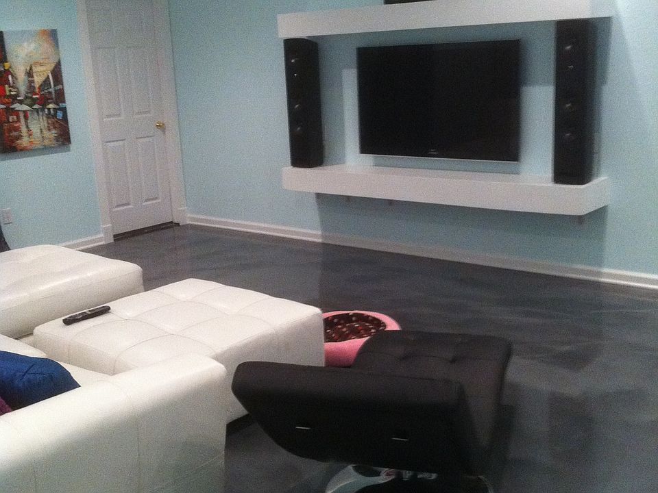 1st image of 107 Panorama Dr
