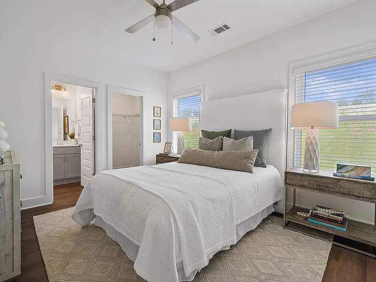 4107 Prentice St — Photo 26