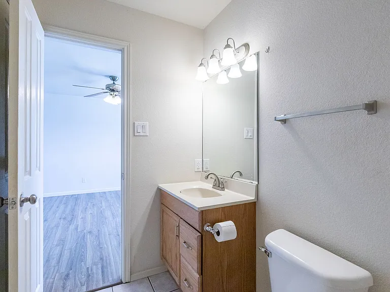 11 Woodcock Cir — Photo 17