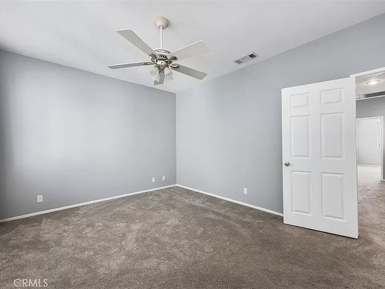 437 N Castletown #C — Photo 22