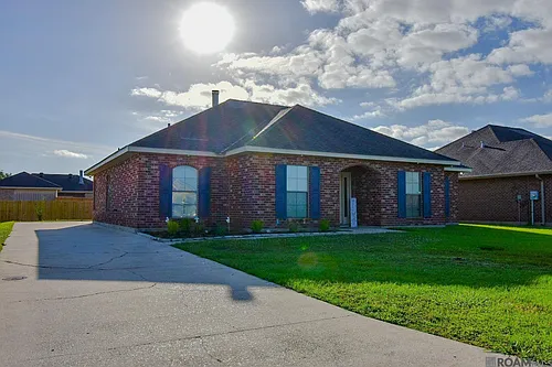 121 Therease Dr Photo 1