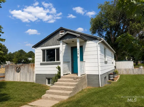 578 E 4th Ave, Glenns Ferry, ID 83623