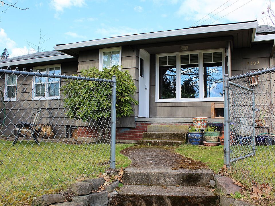 1st image of 1302 Grand Blvd