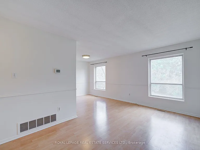 3500 Glen Erin Dr #4 — Photo 7