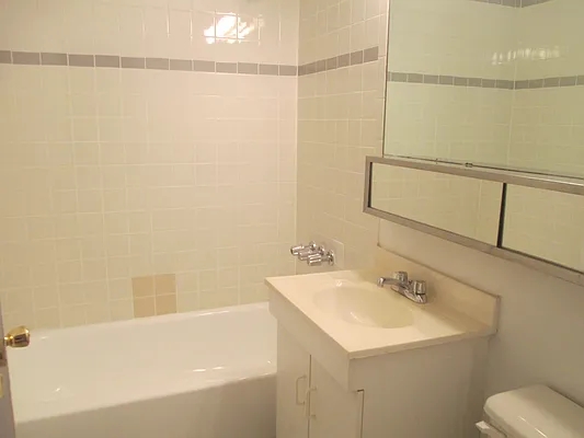 Rented by Imani Q'ryn Realty | media 10