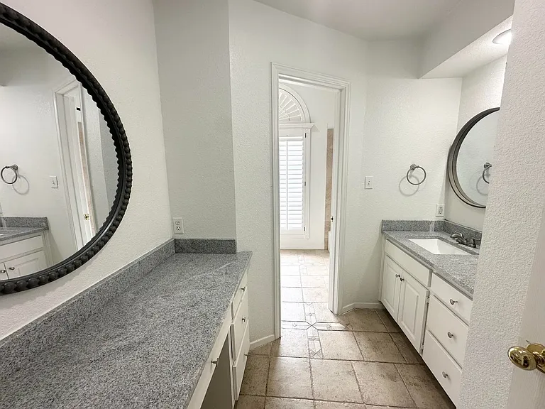 1800 Dukes Dr — Photo 14