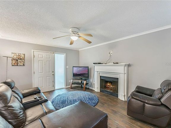 2nd image of 301 Sonoma Valley Cir