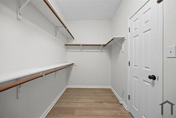 200 Creek Ridge Ln — Photo 8