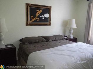 3660 Inverrary Dr APT 1A, Lauderhill, FL 33319