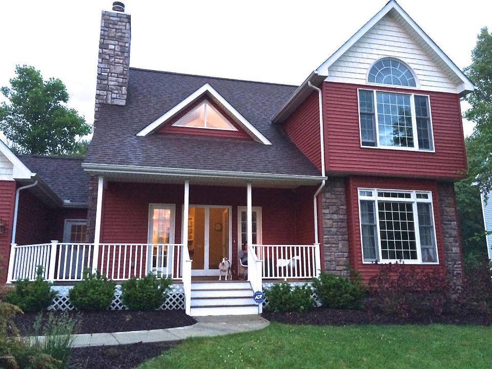 1st image of 37 Lincoln Ave