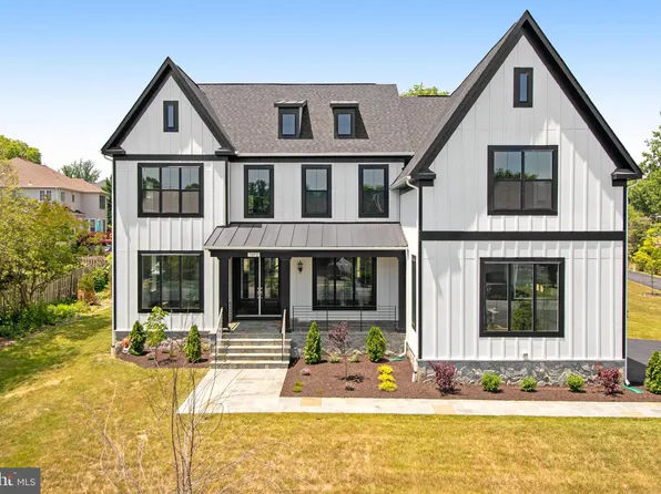 7072 Idylwood Rd, Falls Church, VA 22043