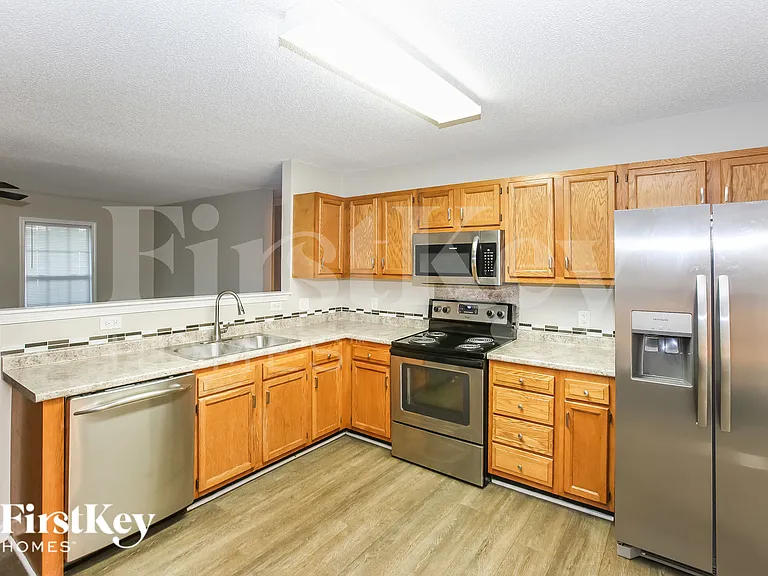 268 Southaven Ct — Photo 7