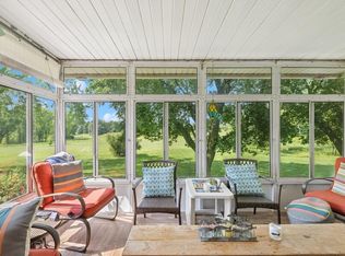 352 County Road B, Fontana, WI