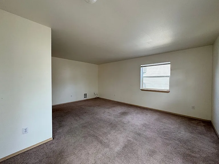 1501 H St #101 — Photo 7