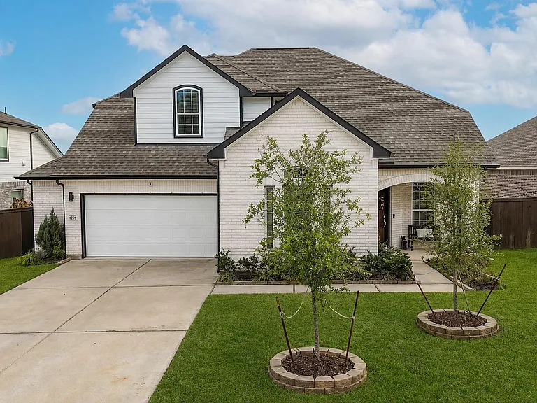 1259 Tilia Creek Ln — Photo 38