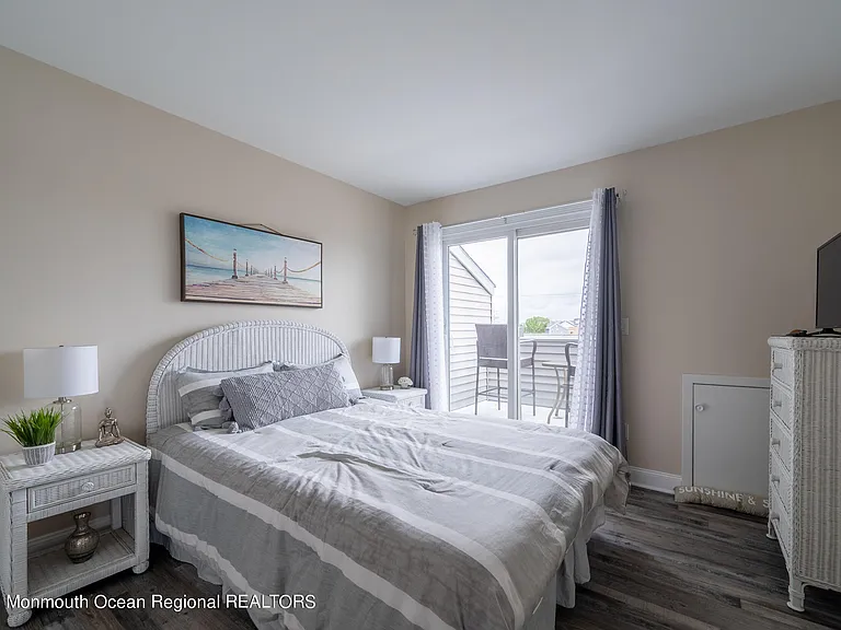 1713 Boulevard #7 — Photo 10