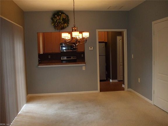 5th image of 1450 Titchfield Dr