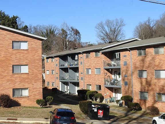 2nd image of 125 Arnett Blvd