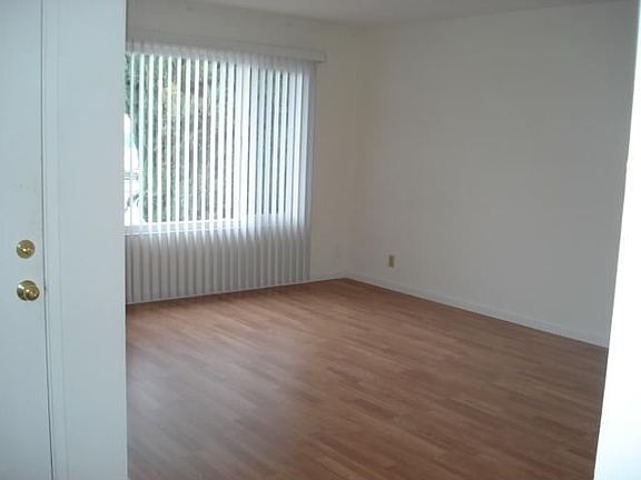 2nd image of 3136 Kimlee Dr