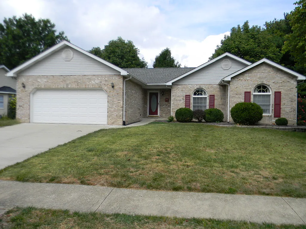 111 Behrens Dr photo 1