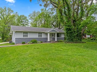 1526 E Cherry St, Springfield, MO 65802