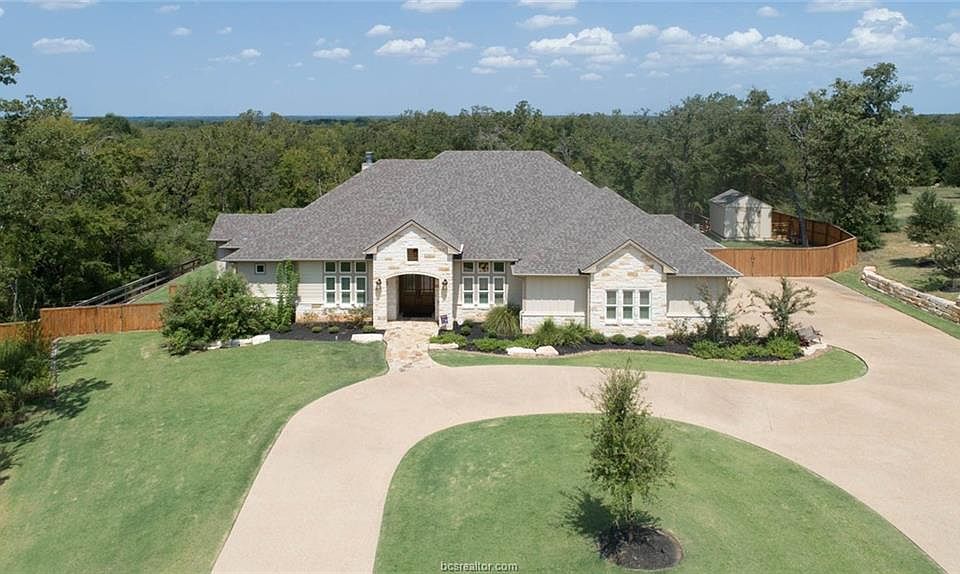 1st image of 266 Woodforest Ln