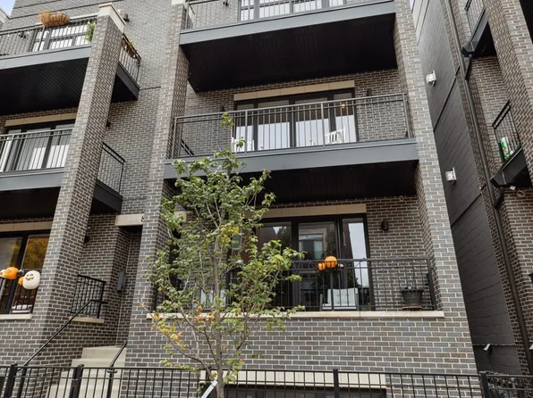 819 N Paulina St #2S, Chicago, IL 60622