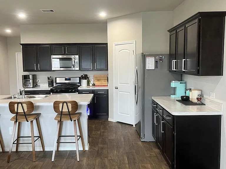 5230 Misty Iris Cir — Photo 2