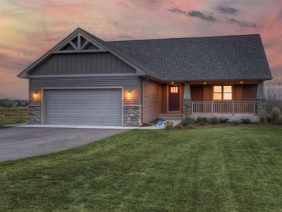 1643 102nd Ave, Ave, WI, 54015