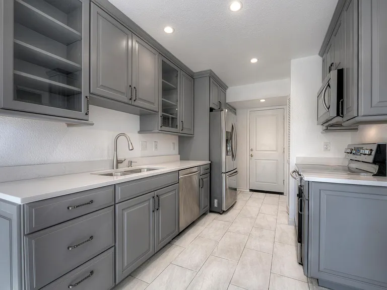 6024 Conness Way — Photo 14