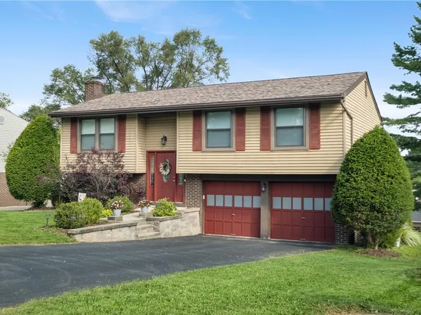 42 Woodhill Dr, Cheswick, PA 15024
