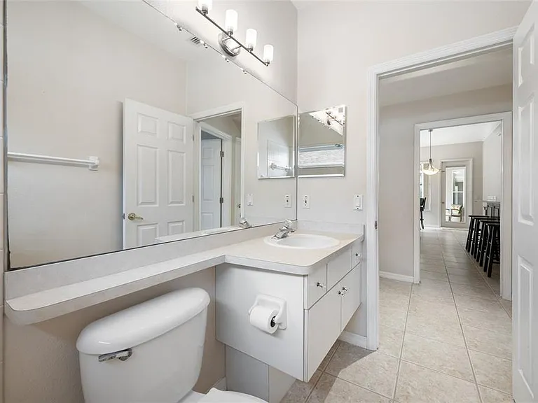 10675 Park Place Dr — Photo 30