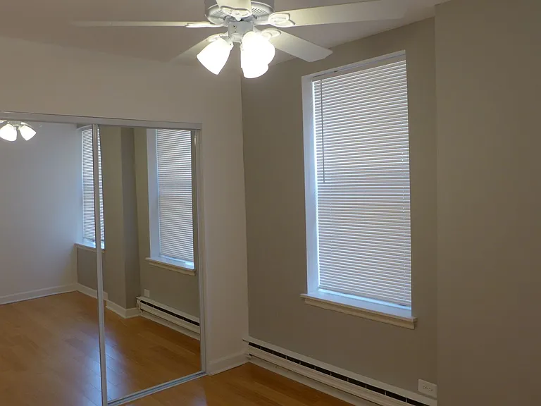 808-12 W Junior Terrace — Photo 10