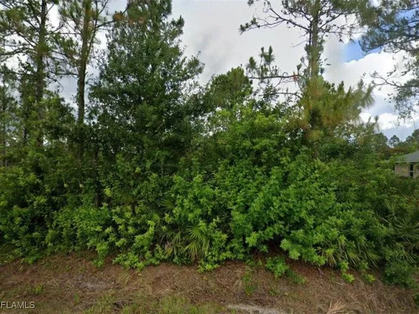 811 Clark Ave, Lehigh Acres, FL 33972