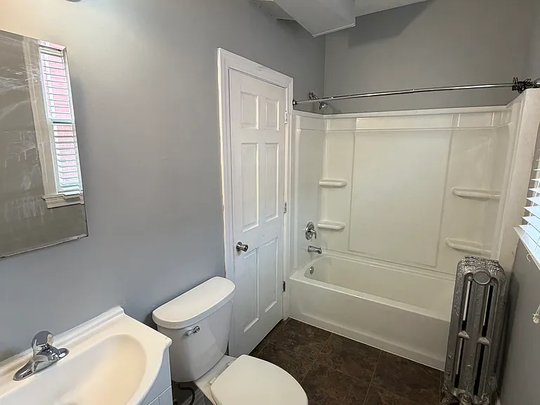 321 Cass St — Photo 10