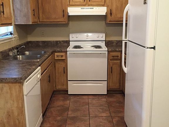 5th image of 307 Park Cir #D