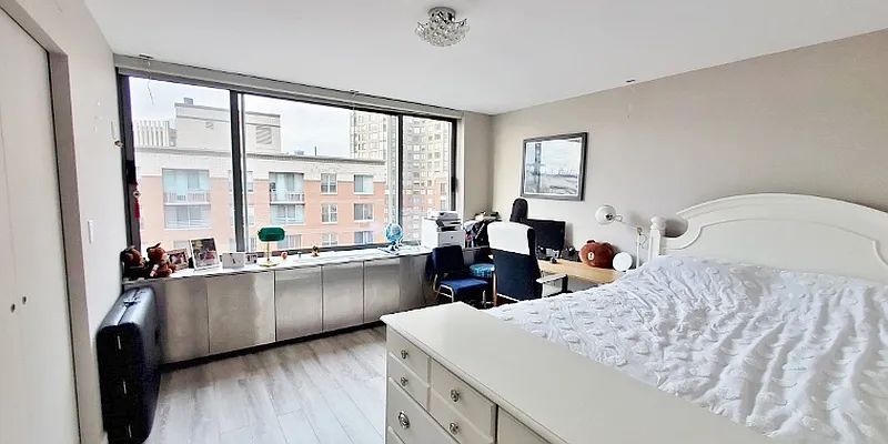 Rented by Battery Park Realty | media 32