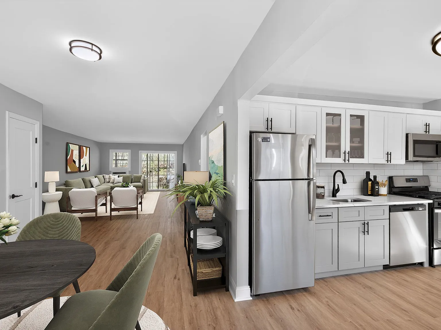Eagle Rock Apartments at Woodbury — Photo 2