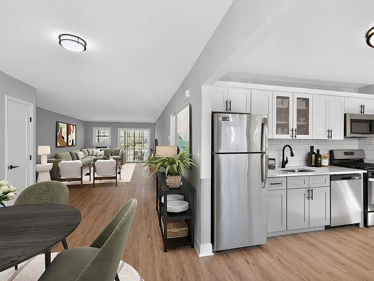 Welcome to Eagle Rock Apartments at Woodbury, where modern design meets comfort. Enjoy spacious interiors, stylish finishes, and a vibrant community atmosphere. Your ideal home awaitsschedule a tour today and see for yourself!