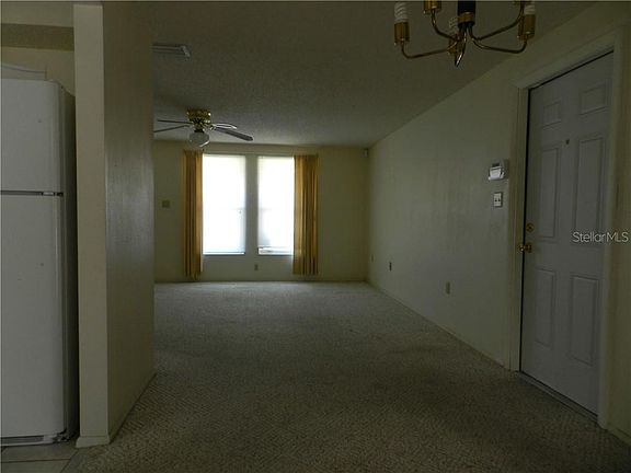 5th image of 21232 Bassett Ave