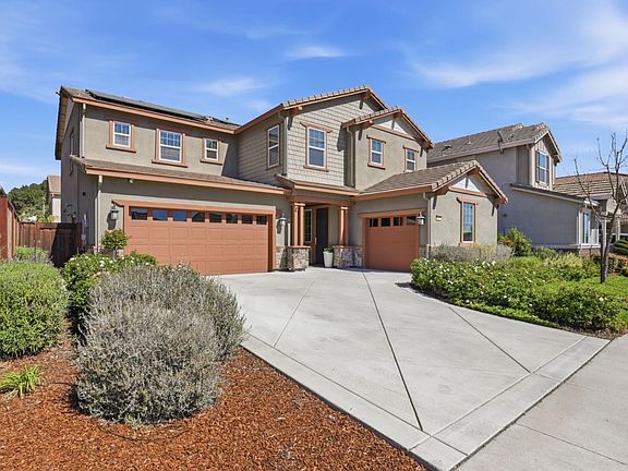 2nd image of 2481 Apple Tree Way